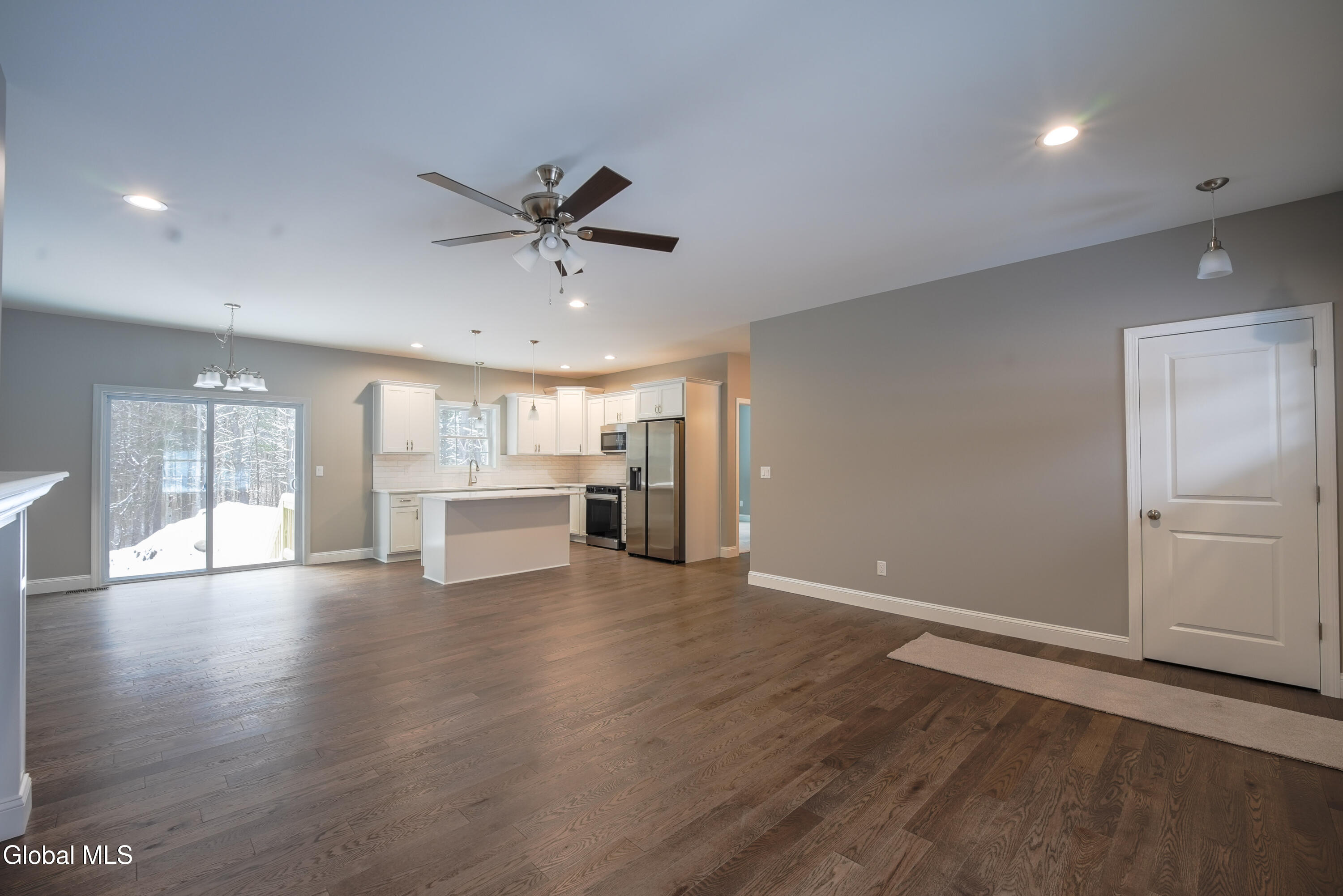 6 Wolfe Road Queensbury NY 12804