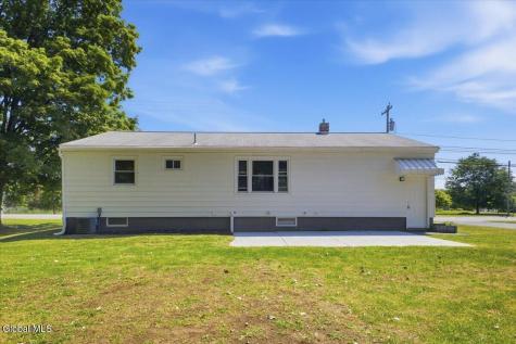 415 Bay Road Queensbury NY 12804