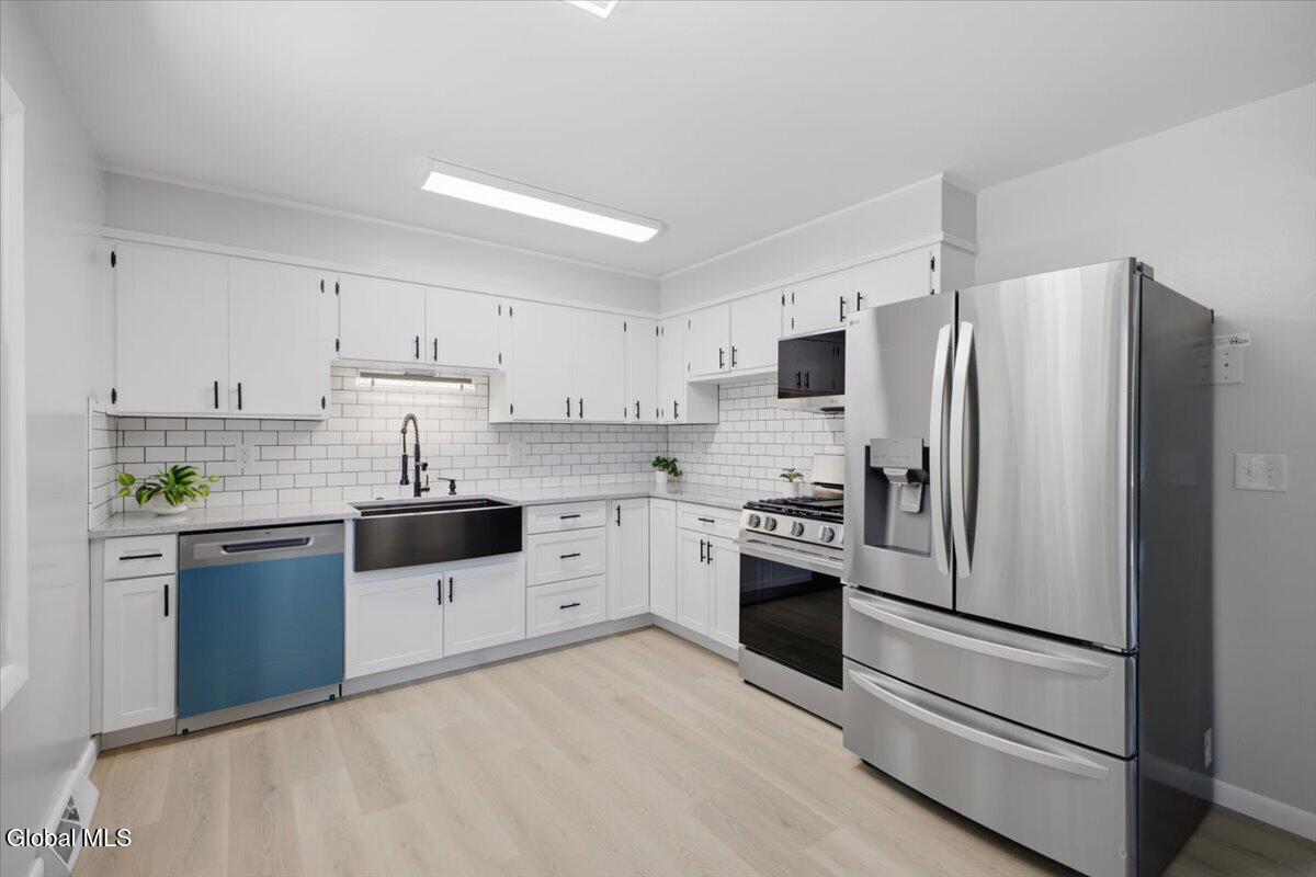 415 Bay Road Queensbury NY 12804
