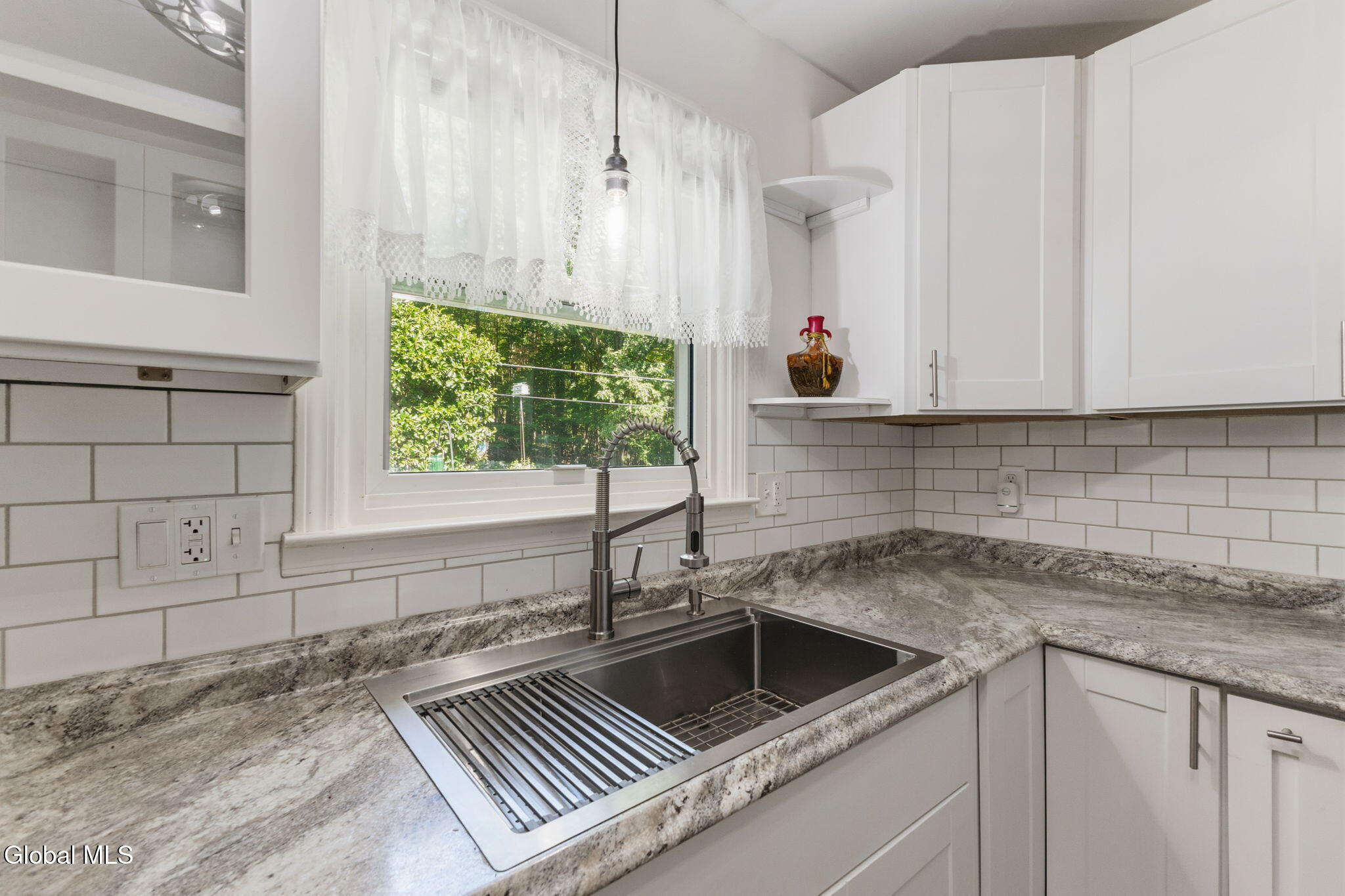 18 Miller Way Cropseyville NY 12052