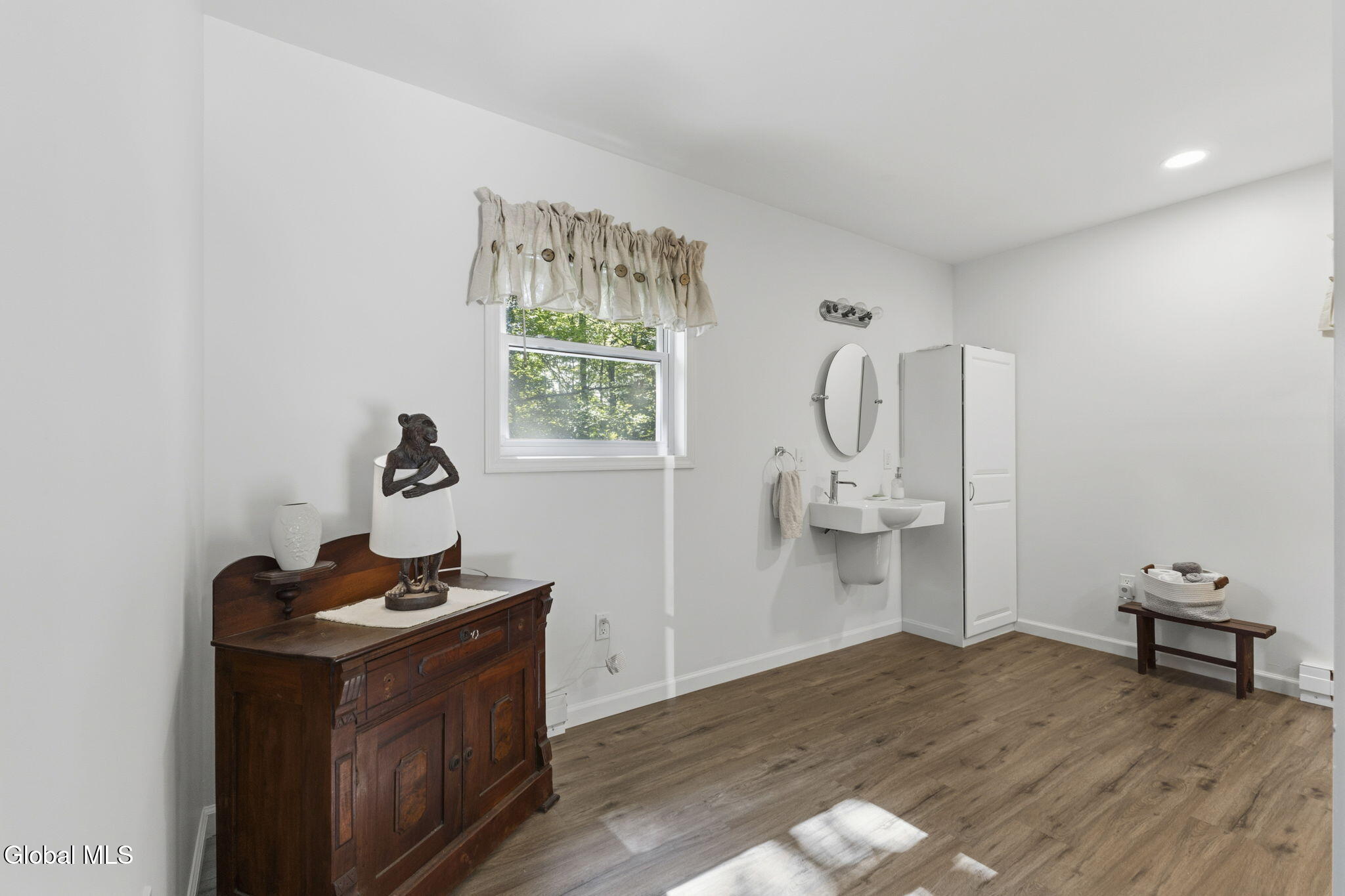 18 Miller Way Cropseyville NY 12052