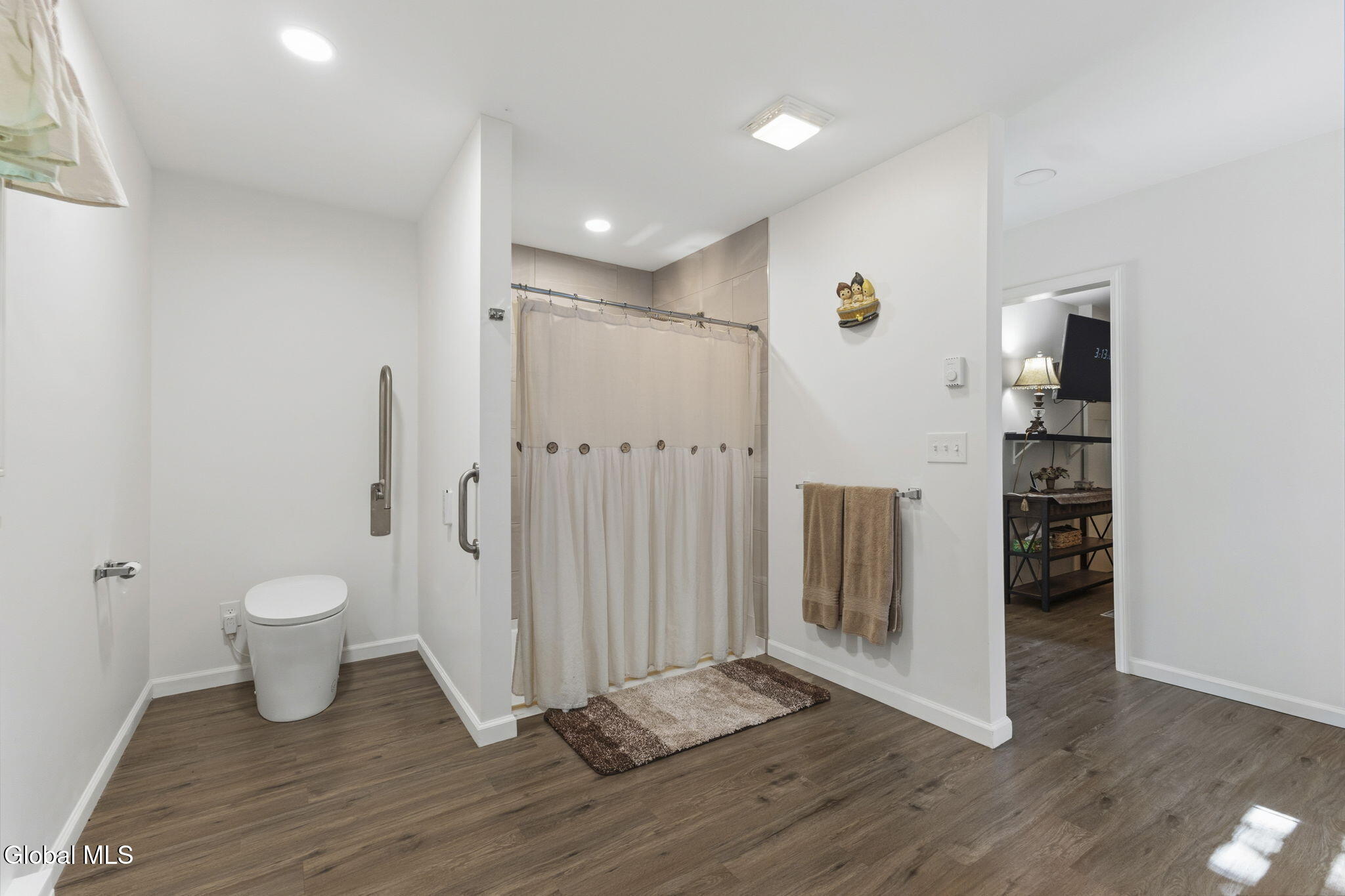 18 Miller Way Cropseyville NY 12052