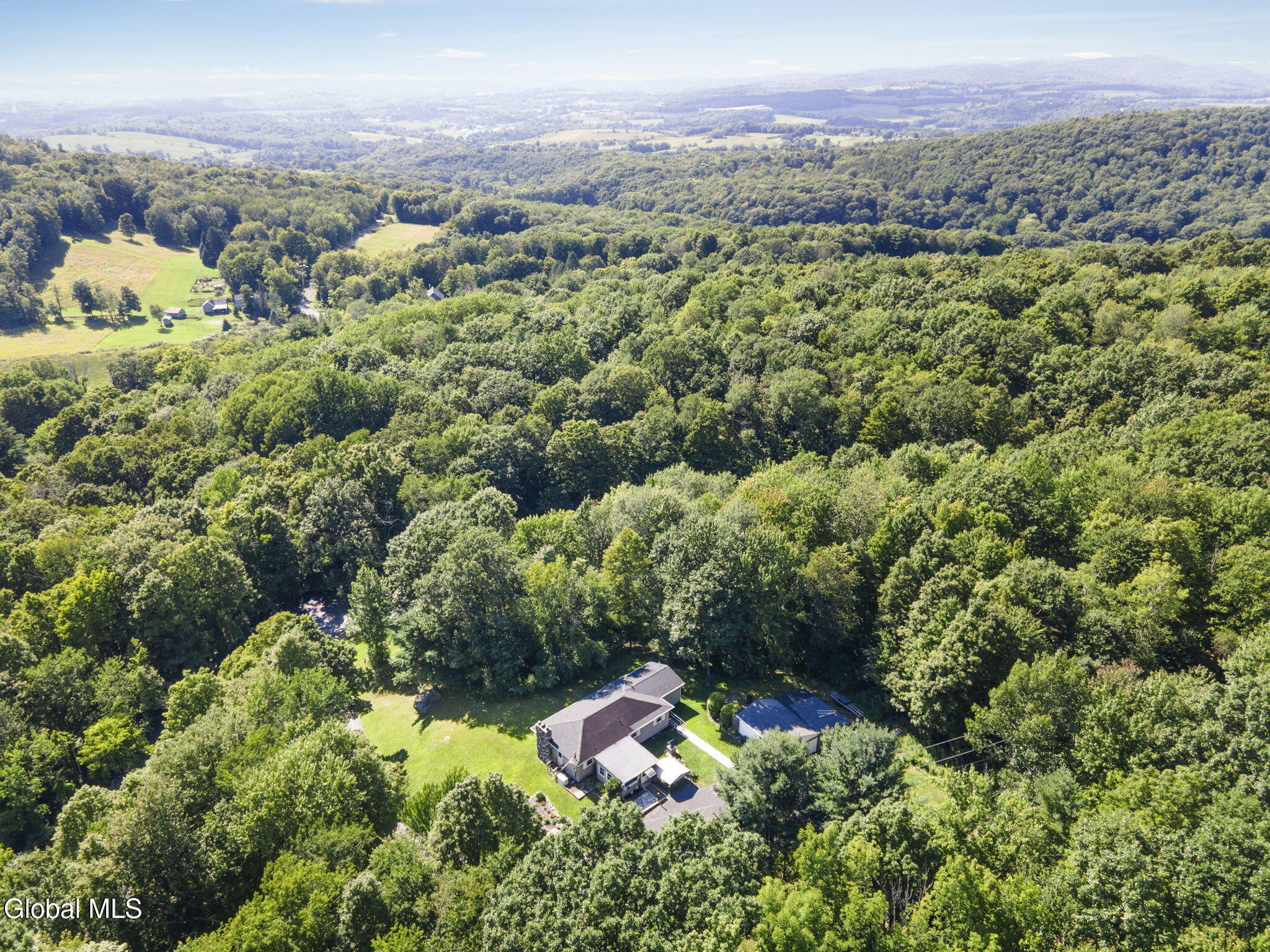 18 Miller Way Cropseyville NY 12052