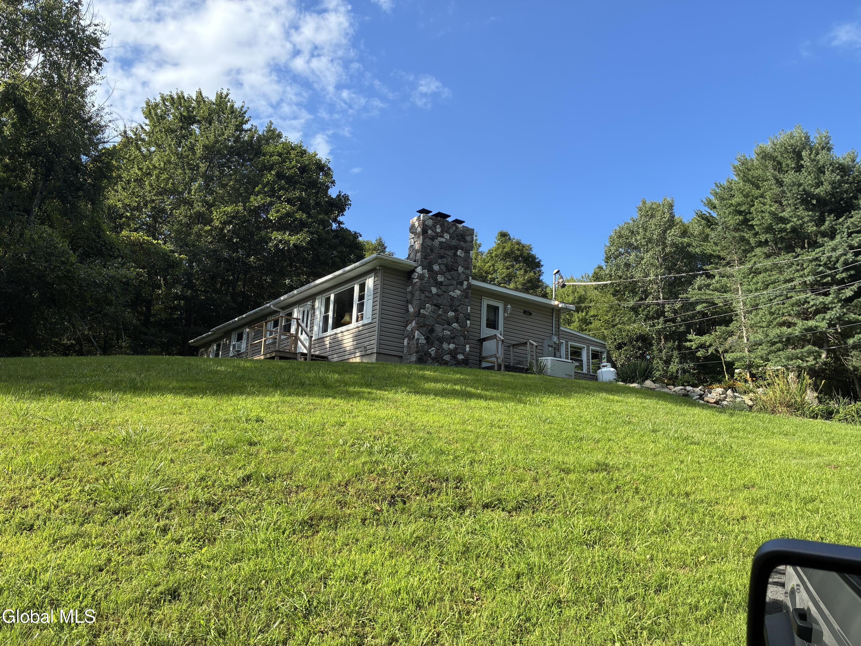 18 Miller Way Cropseyville NY 12052