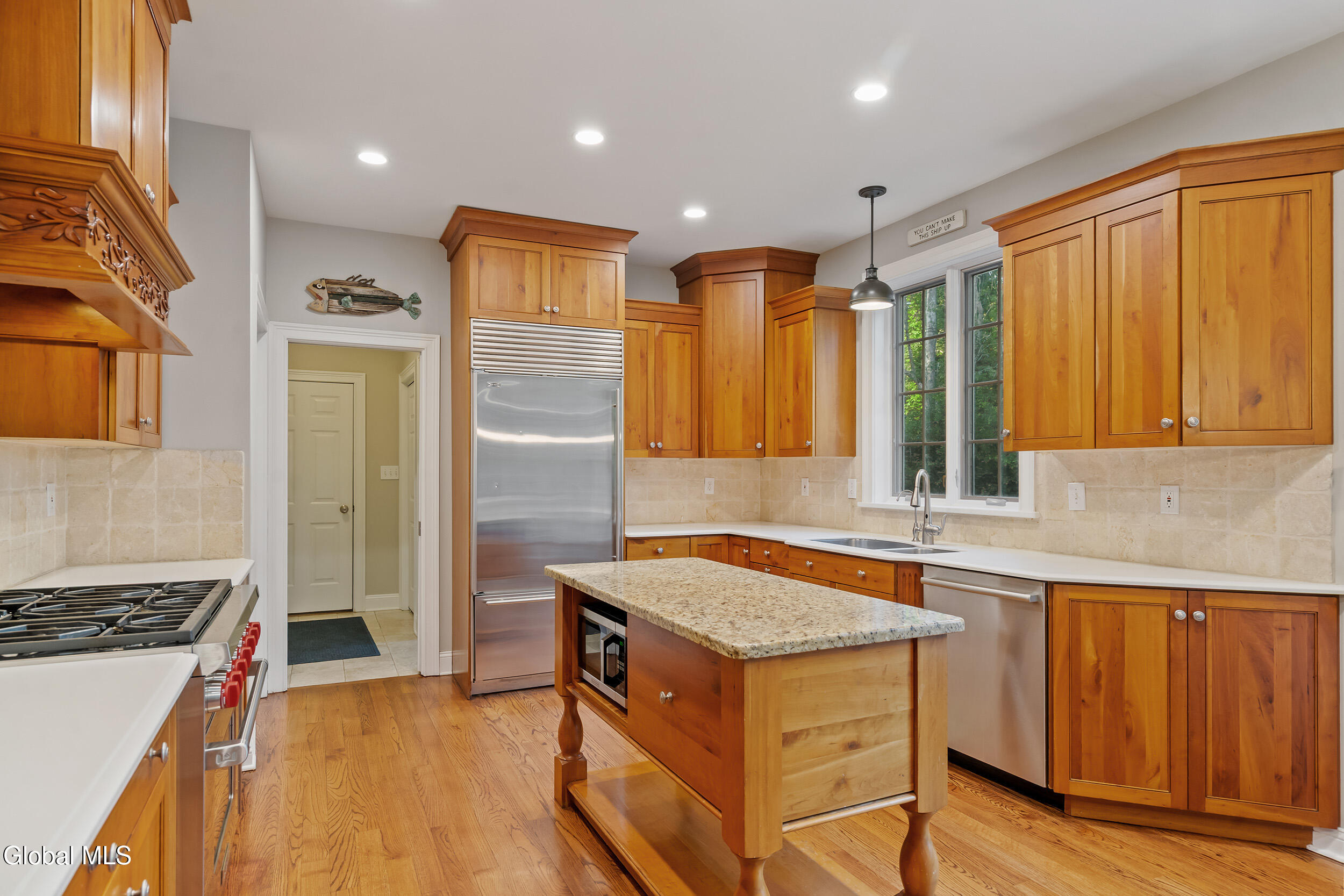 2 Stable Lane Saratoga Springs NY 12866