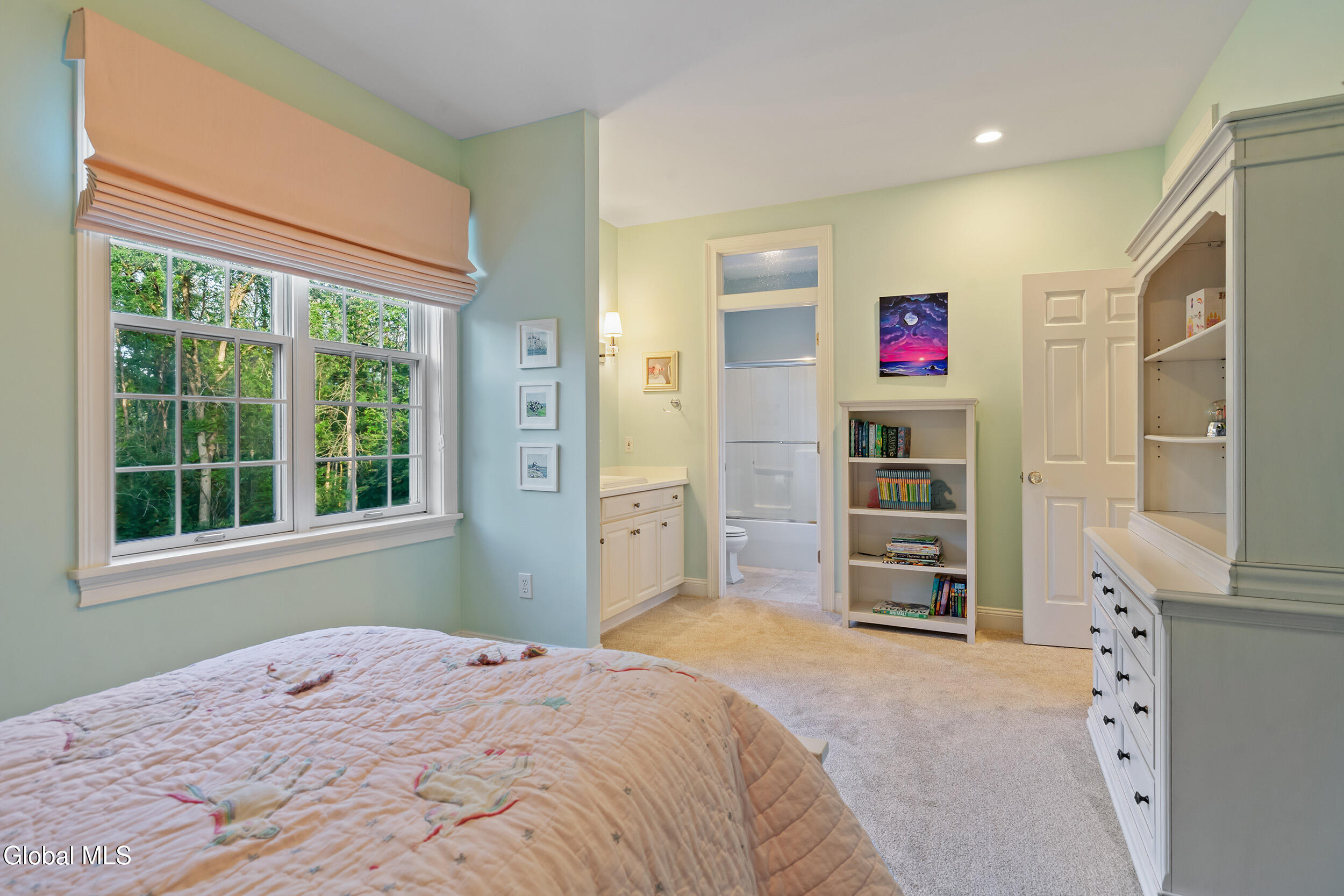 2 Stable Lane Saratoga Springs NY 12866
