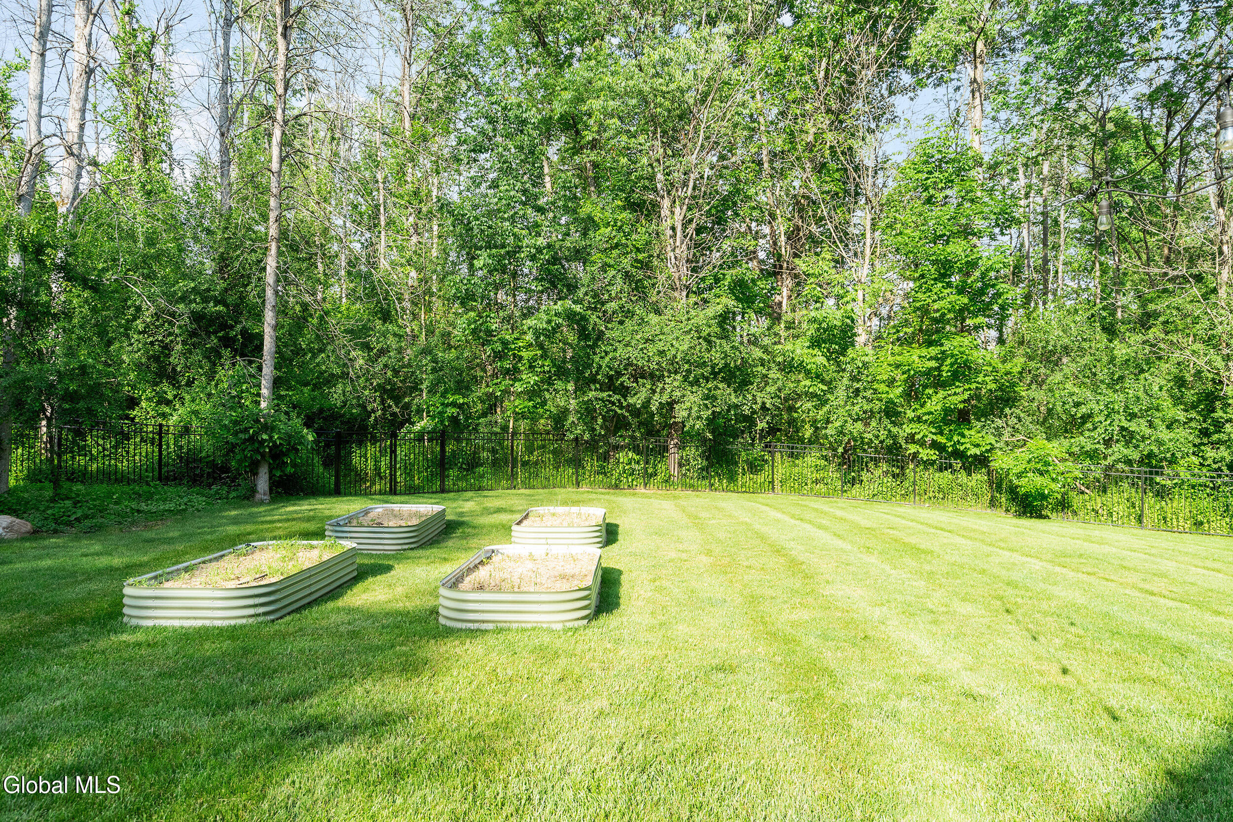 2 Stable Lane Saratoga Springs NY 12866