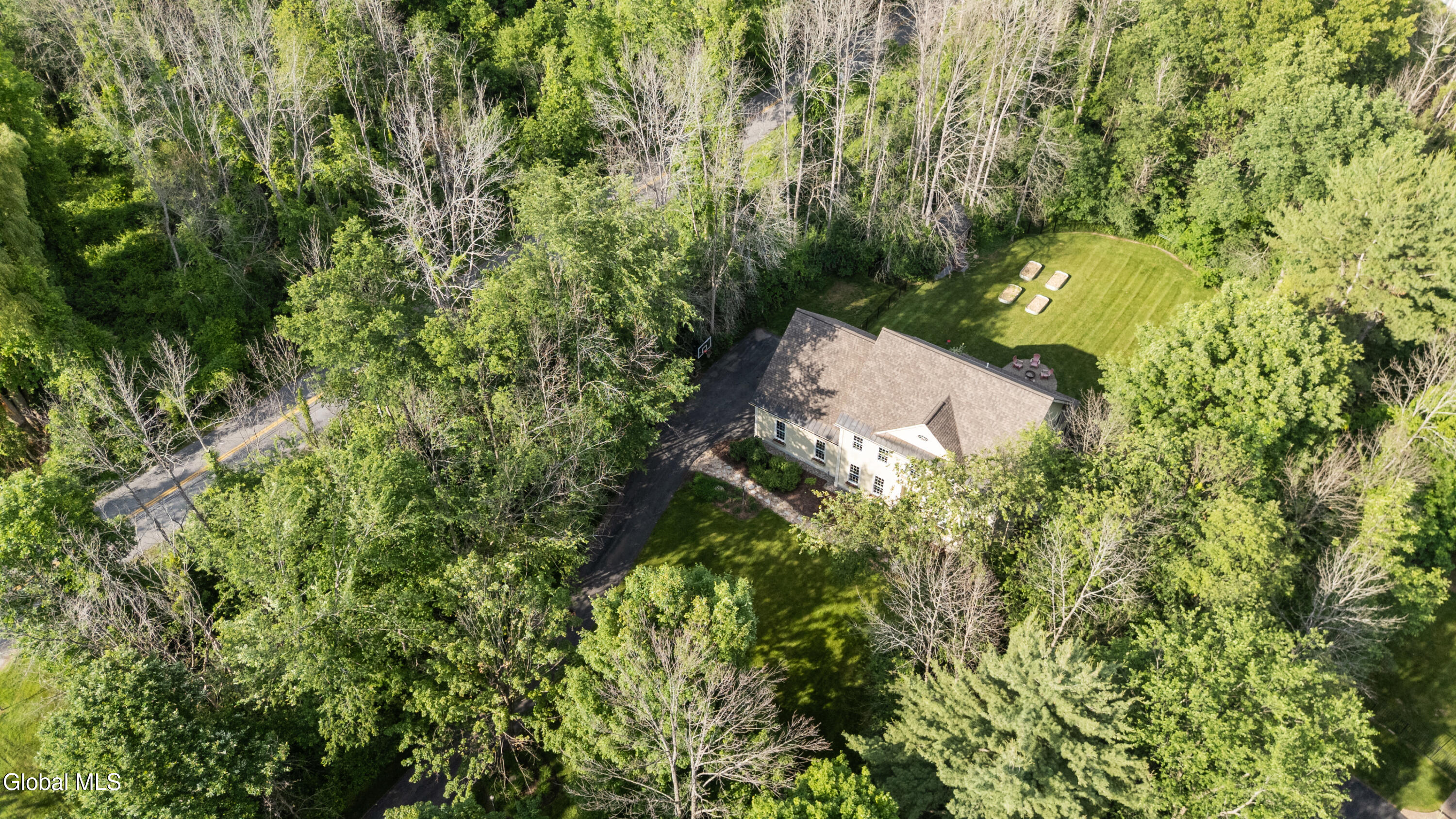 2 Stable Lane Saratoga Springs NY 12866