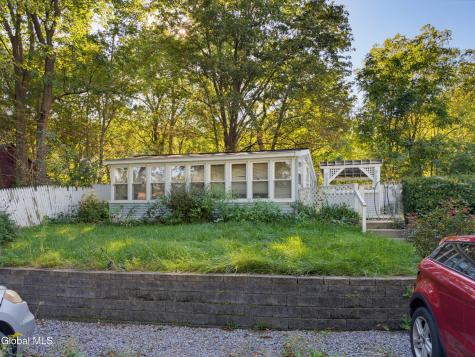 720 New Salem Road Voorheesville NY 12186