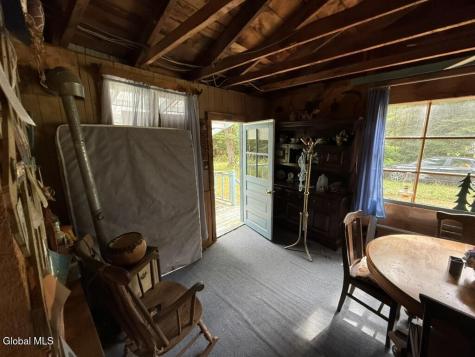 15 Pine Lane Petersburgh NY 12138