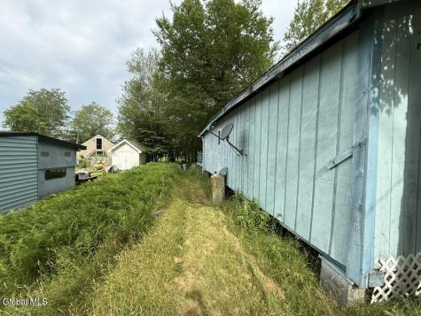 15 Pine Lane Petersburgh NY 12138