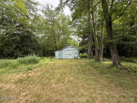 15 Pine Lane Petersburgh NY 12138