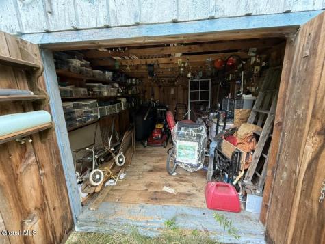 15 Pine Lane Petersburgh NY 12138