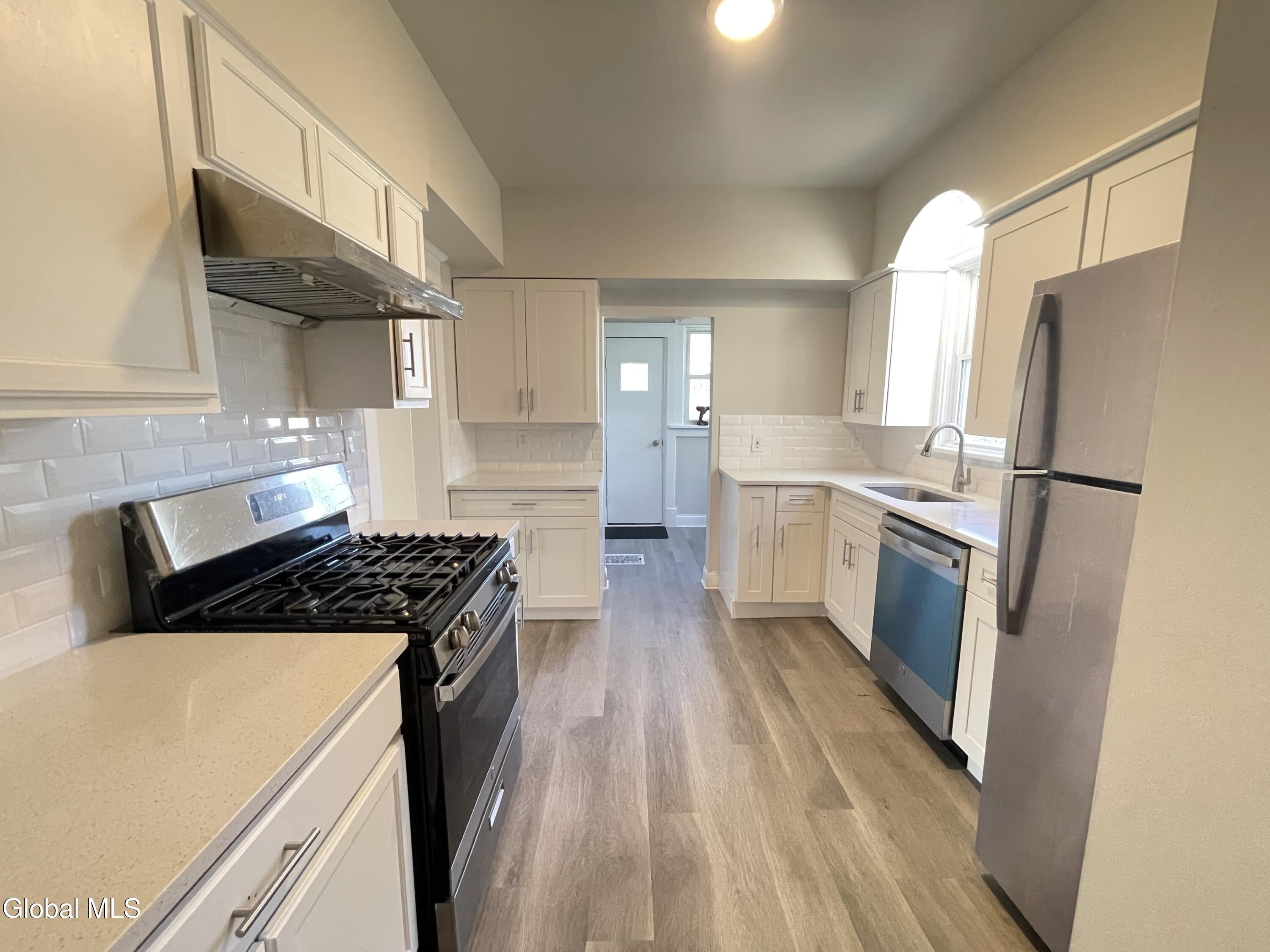 936 Livingston Avenue Schenectady NY 12309