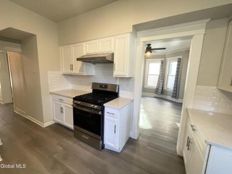 936 Livingston Avenue Schenectady NY 12309