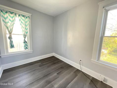 936 Livingston Avenue Schenectady NY 12309