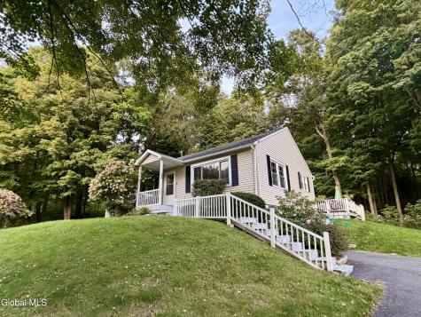 22 Sharpe Road Wynantskill NY 12198