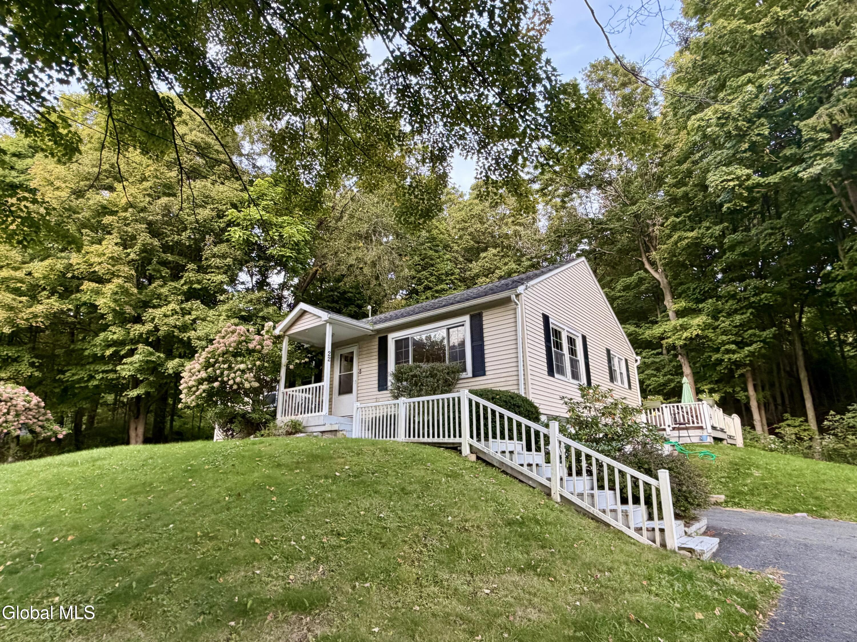 22 Sharpe Road Wynantskill NY 12198
