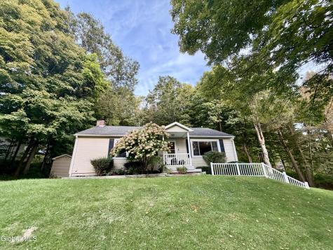 22 Sharpe Road Wynantskill NY 12198
