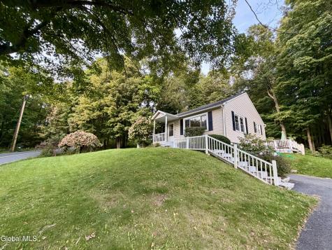 22 Sharpe Road Wynantskill NY 12198