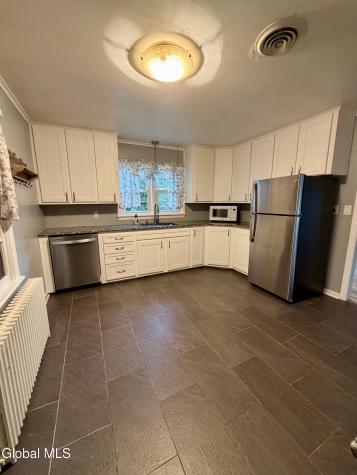 22 Sharpe Road Wynantskill NY 12198