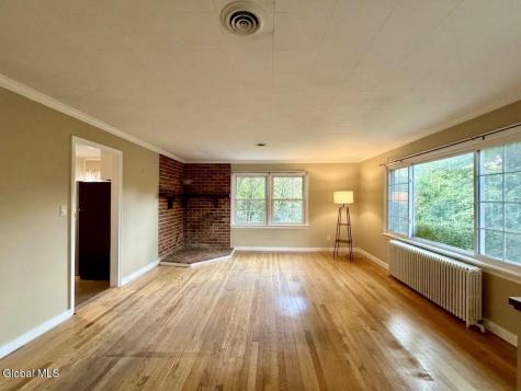22 Sharpe Road Wynantskill NY 12198