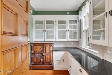 19 Marion Place Saratoga Springs NY 12866