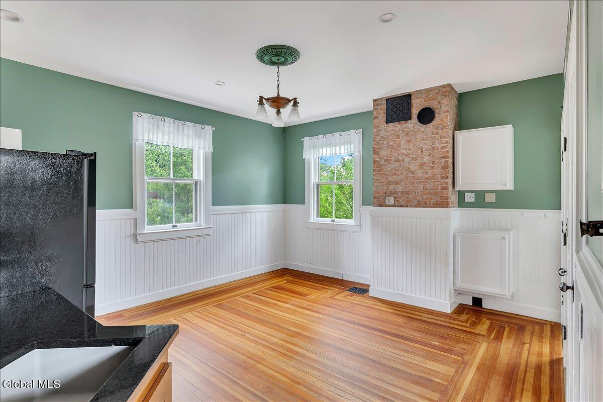 19 Marion Place Saratoga Springs NY 12866