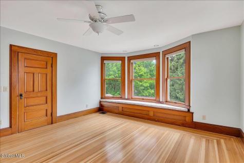19 Marion Place Saratoga Springs NY 12866