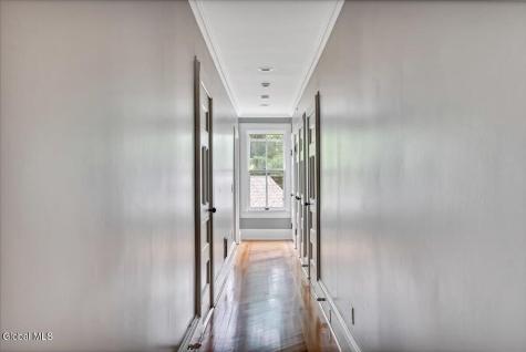 19 Marion Place Saratoga Springs NY 12866