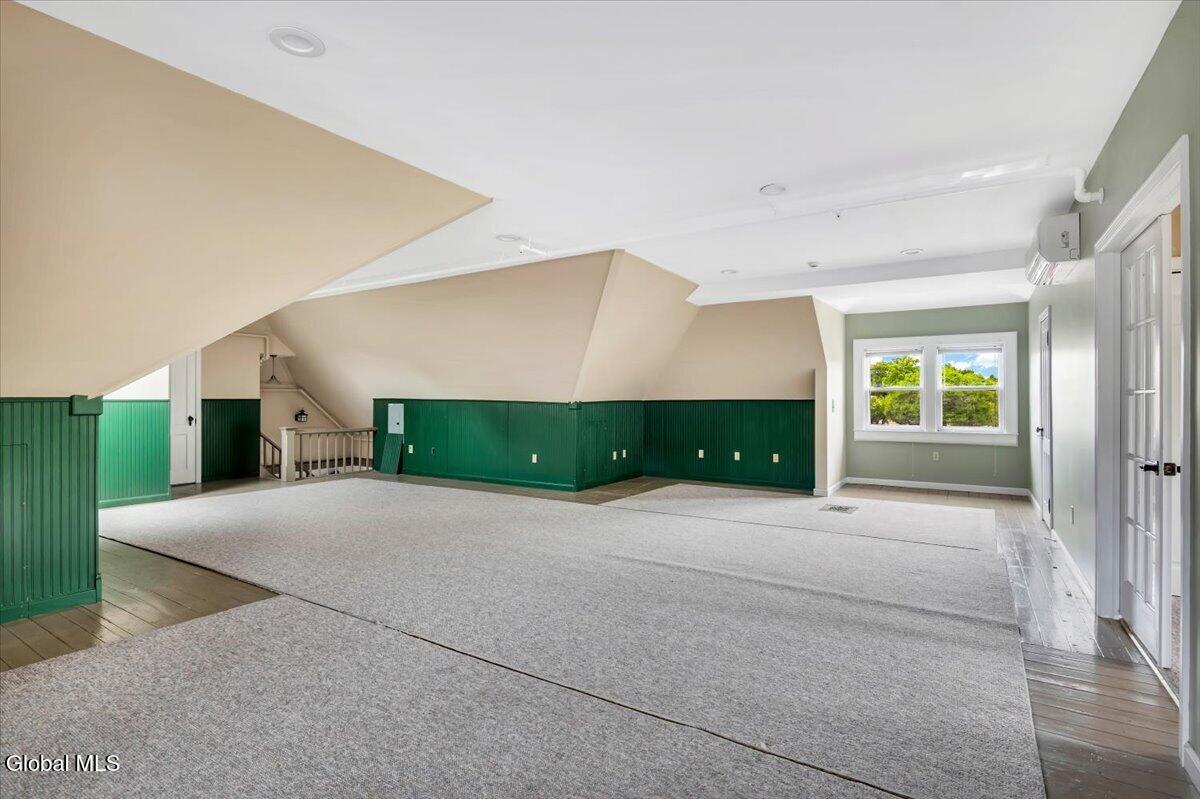 19 Marion Place Saratoga Springs NY 12866
