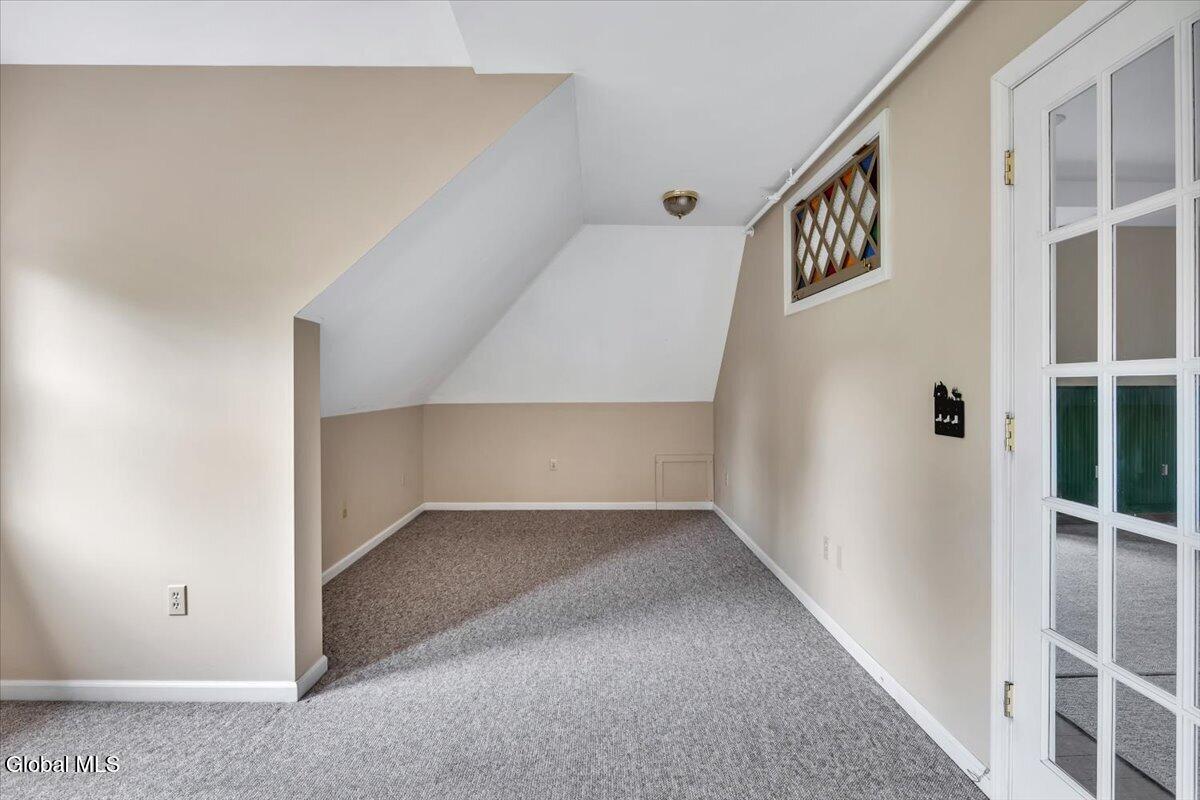 19 Marion Place Saratoga Springs NY 12866