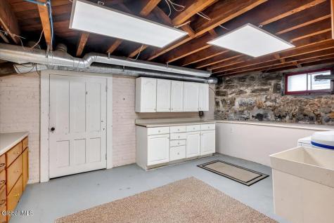19 Marion Place Saratoga Springs NY 12866