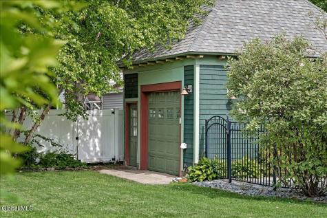 19 Marion Place Saratoga Springs NY 12866