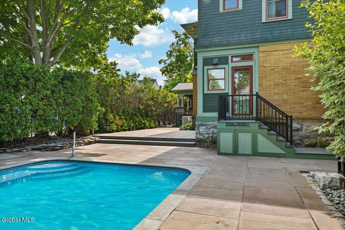 19 Marion Place Saratoga Springs NY 12866