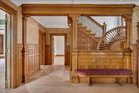 19 Marion Place Saratoga Springs NY 12866