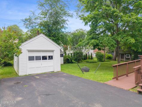 1548 Myron Street Niskayuna NY 12309