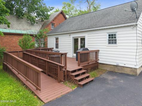 1548 Myron Street Niskayuna NY 12309