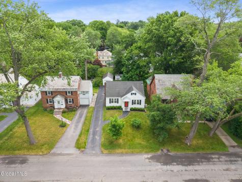 1548 Myron Street Niskayuna NY 12309