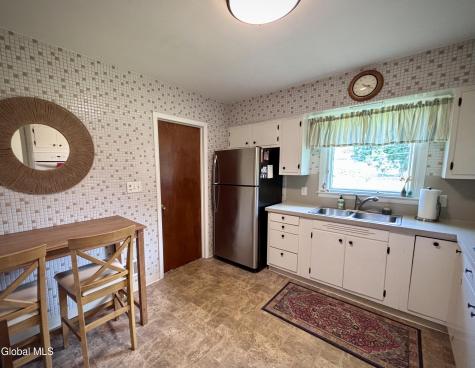 6 Nicholas Avenue Burnt Hills NY 12027