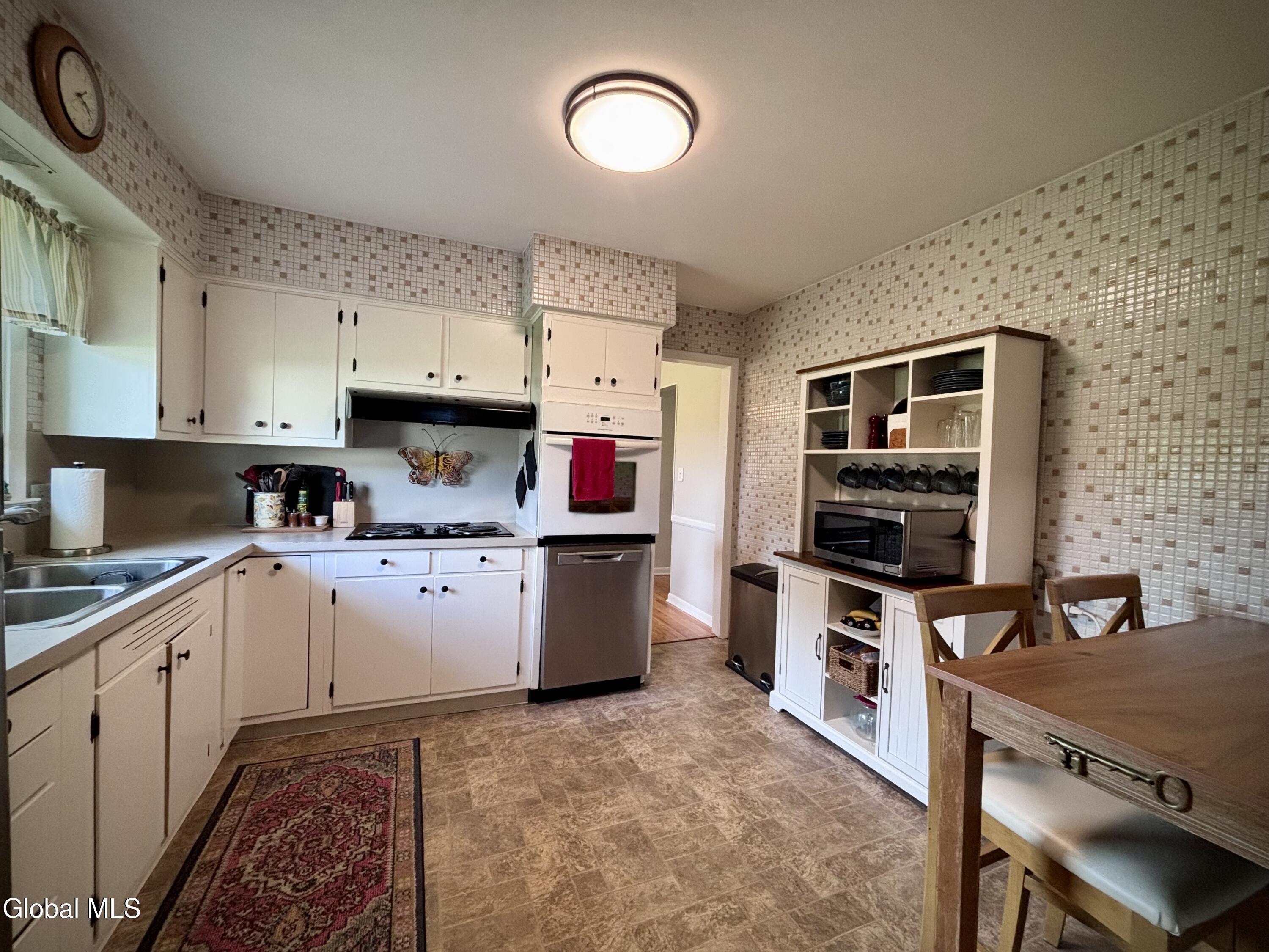 6 Nicholas Avenue Burnt Hills NY 12027