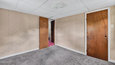 58 Walnut Street Gloversville NY 12078
