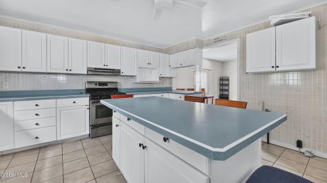58 Walnut Street Gloversville NY 12078