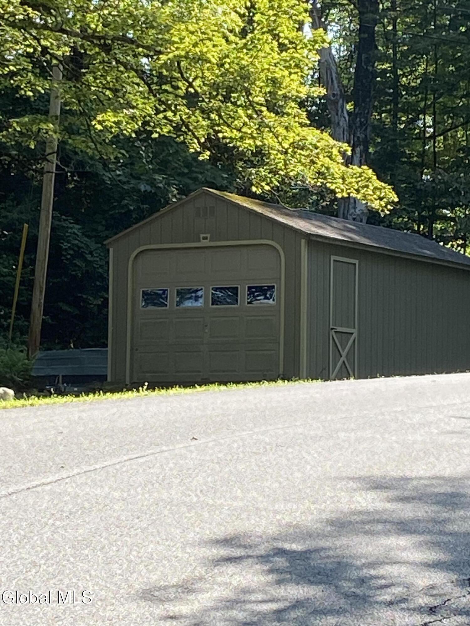 25 Dresden Hill Road Dresden NY 12819