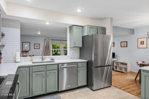 5 Haddington Lane Delmar NY 12054