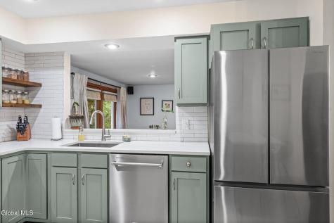 5 Haddington Lane Delmar NY 12054