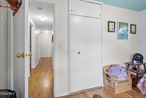 5 Haddington Lane Delmar NY 12054