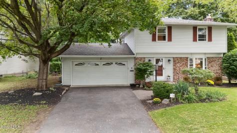 5 Haddington Lane Delmar NY 12054