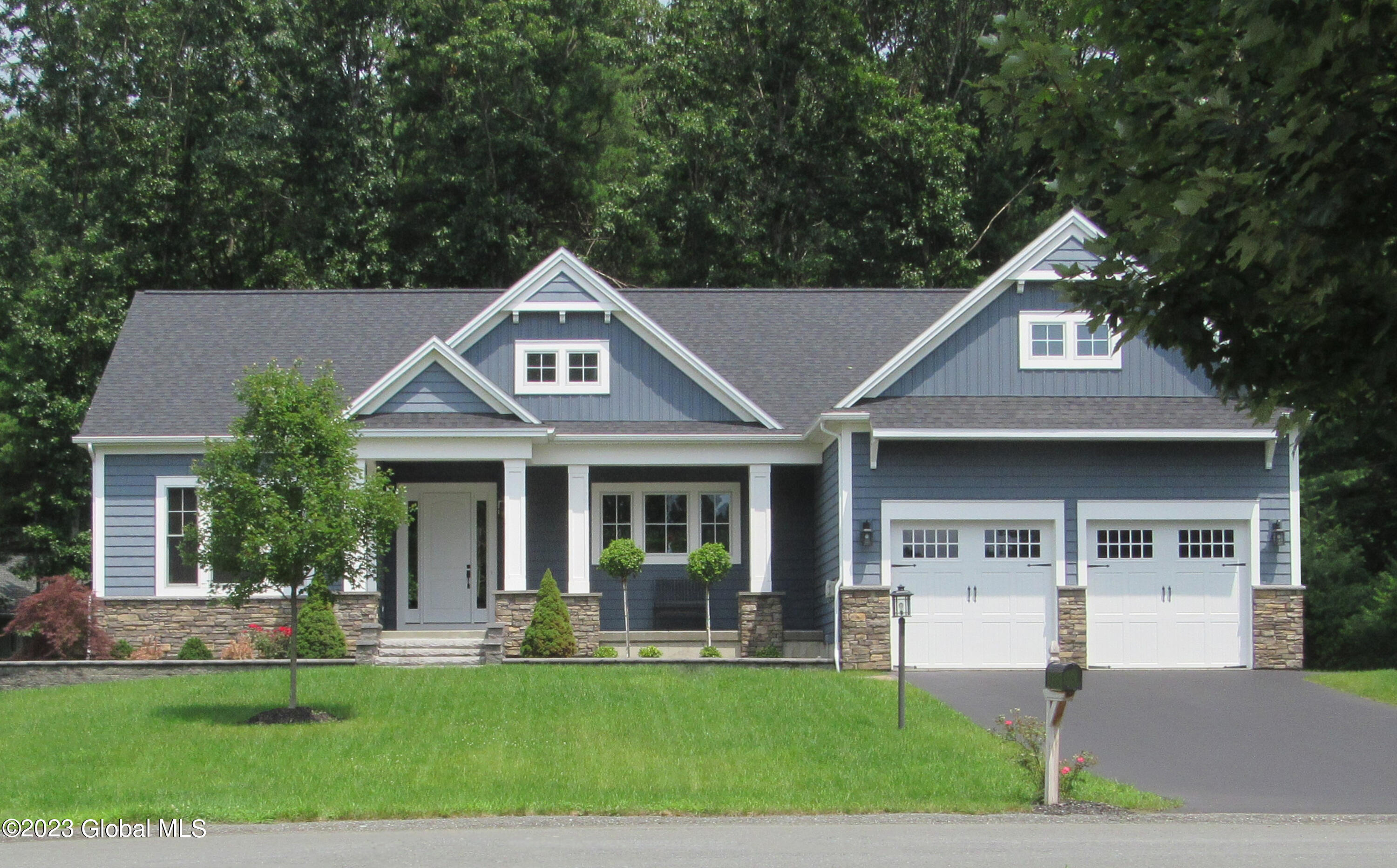 3 Cannon Royal Drive Saratoga Springs NY 12866