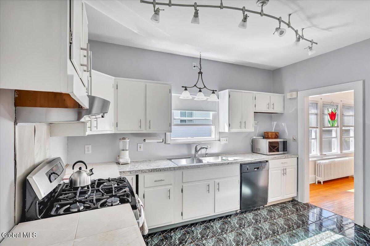 62 Mt Pleasant Avenue Troy NY 12180